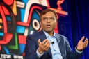 Rohit Prasad, vicepresidente senior y científico jefe de la división de inteligencia artificial de Amazon, habla en la conferencia Fortune Brainstorm AI 2024 en San Francisco. (Foto: Stuart Isett/Fortuna)