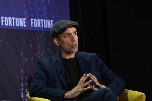 Glean hits $200 million ARR, up from $100 million nine months back ...