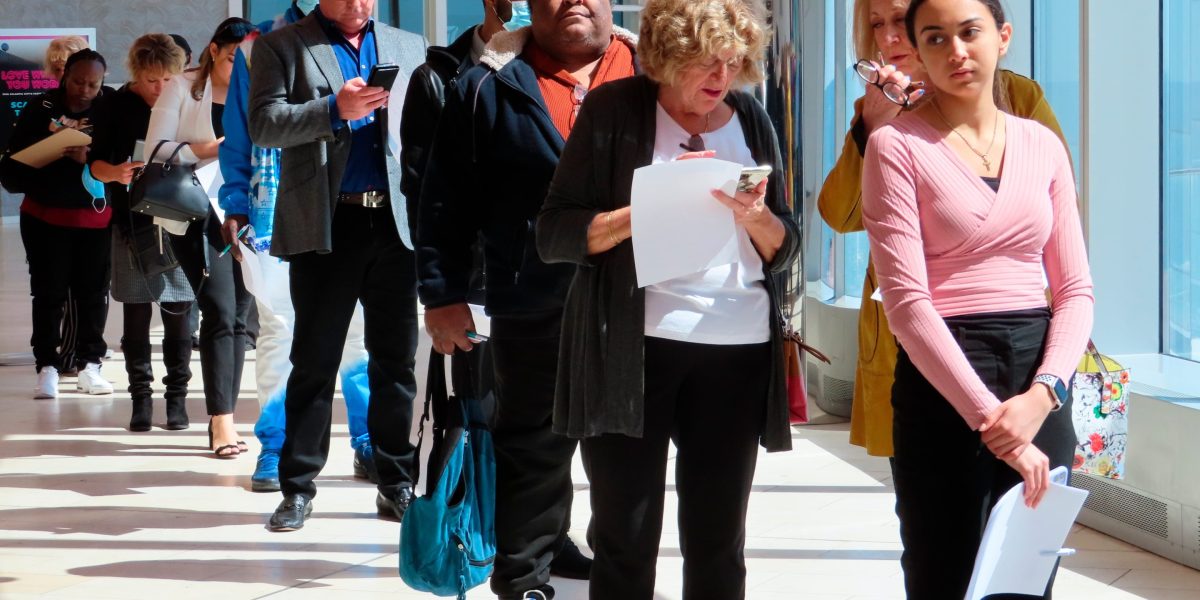 The low-hire, low-fire economy crawls along with job openings unchanged from September to October The low-hire, low-fire economy crawls along with job openings unchanged from September to October