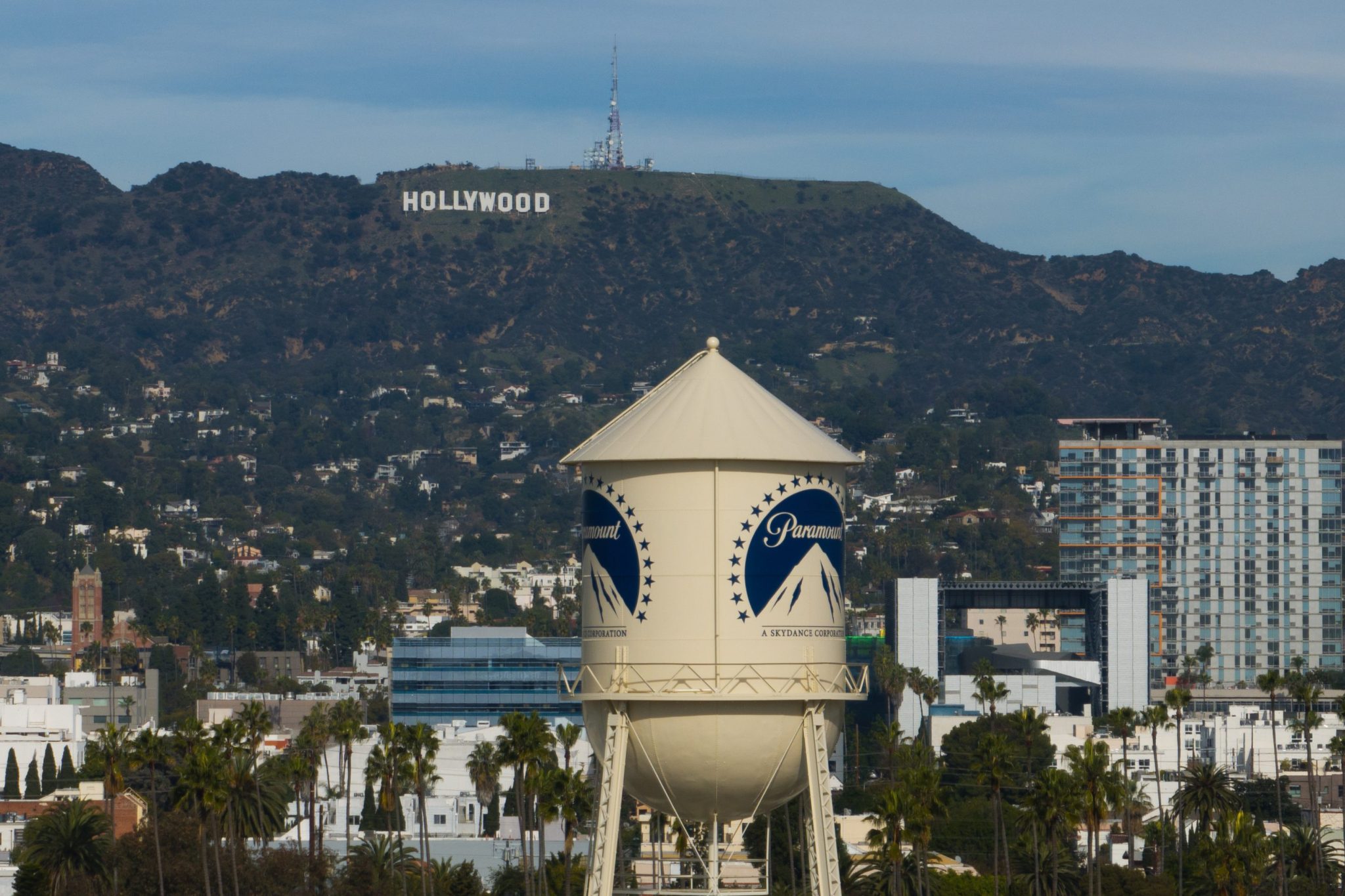Not only did Larry Ellison personally guarantee $40.4 billion for his son’s pursuit of Warner Bros., Paramount upped the break fee to $5.8 billion