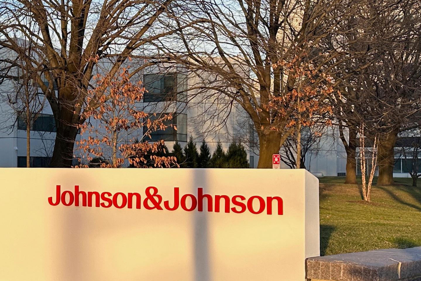 J&J