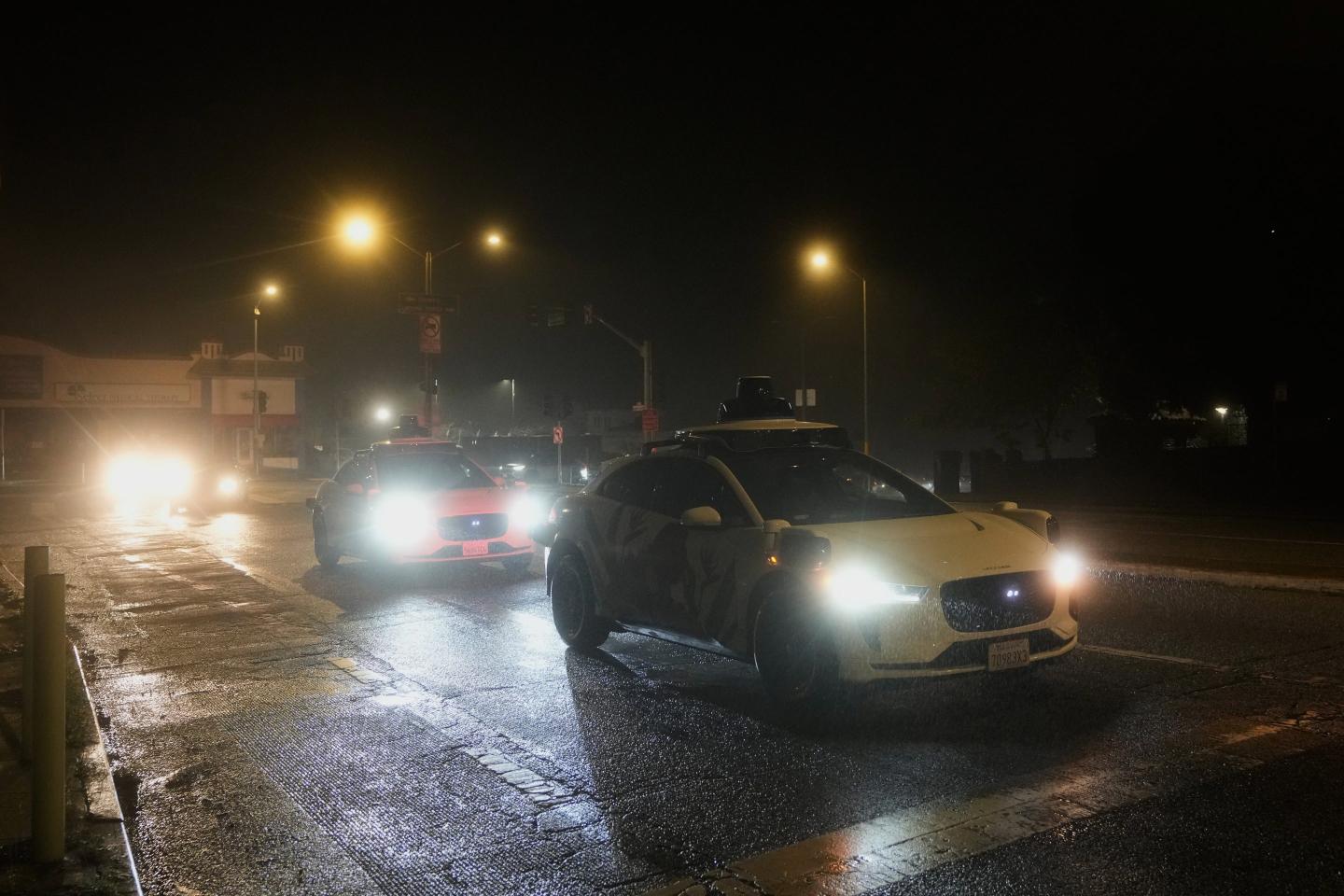 Waymo chaos during San Francisco power outage likely due to ‘operational management failure’ instead of software flaw, expert says