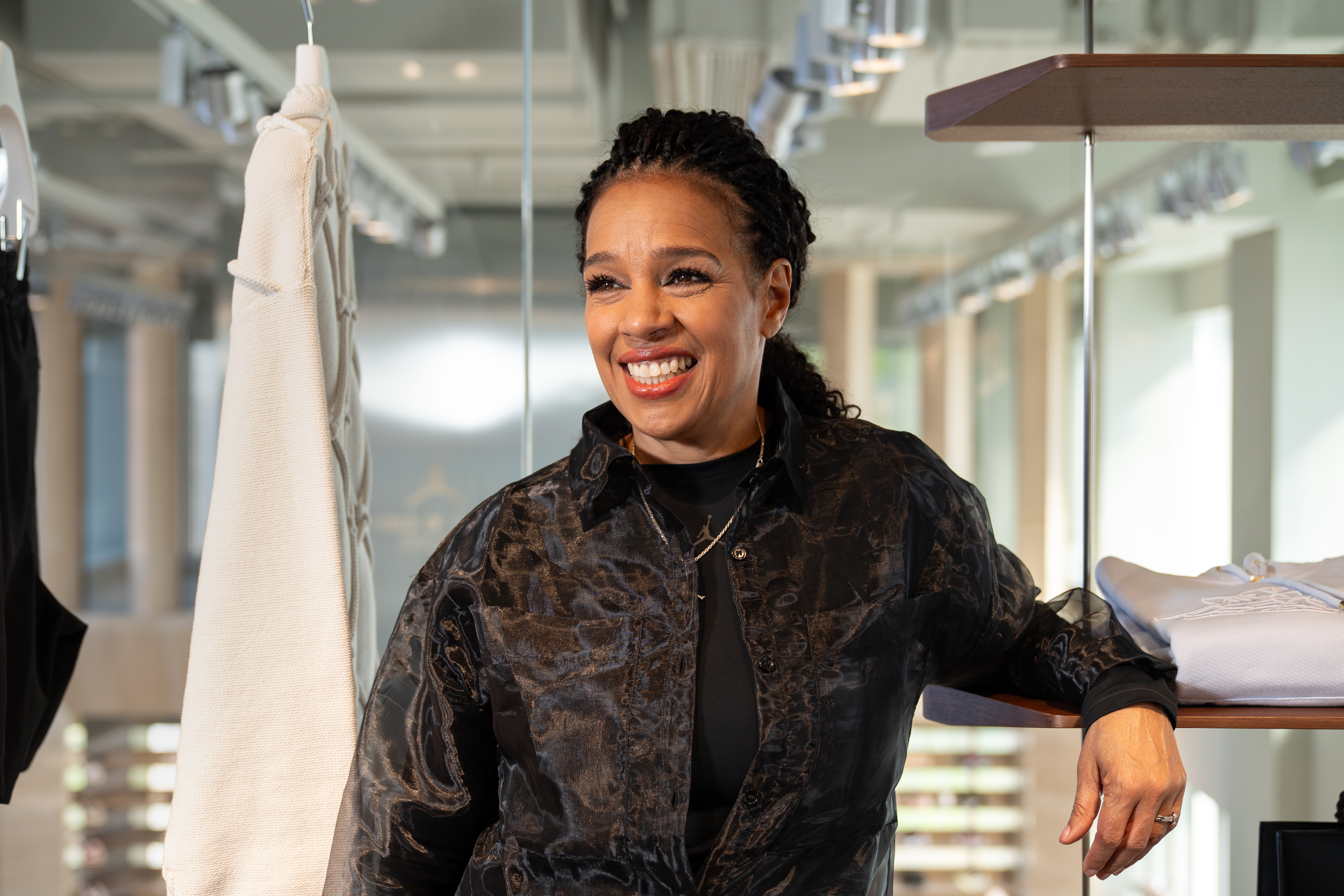 female jordan designer