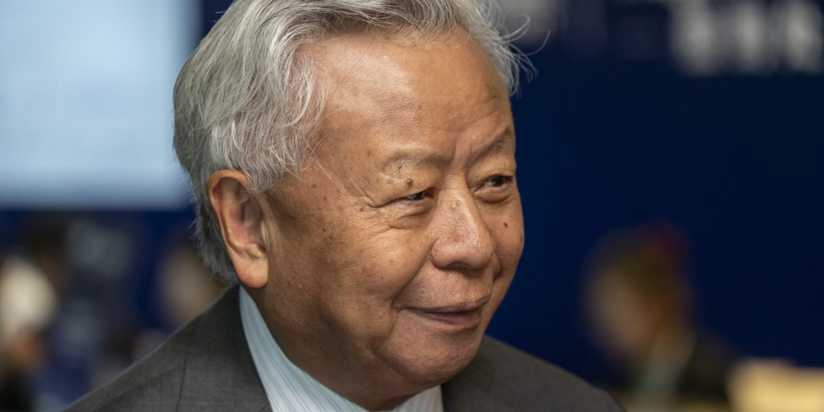 AIIB’s first president defends China as ‘responsible stakeholder’ in less multilateral world AIIB’s first president defends China as ‘responsible stakeholder’ in less multilateral world