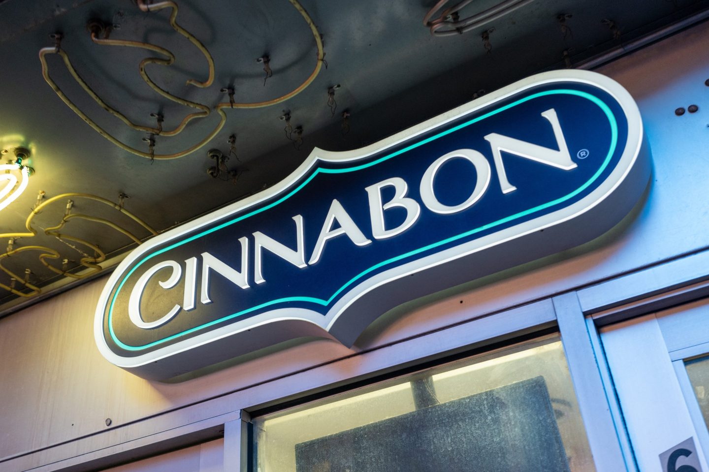 Cinnabon