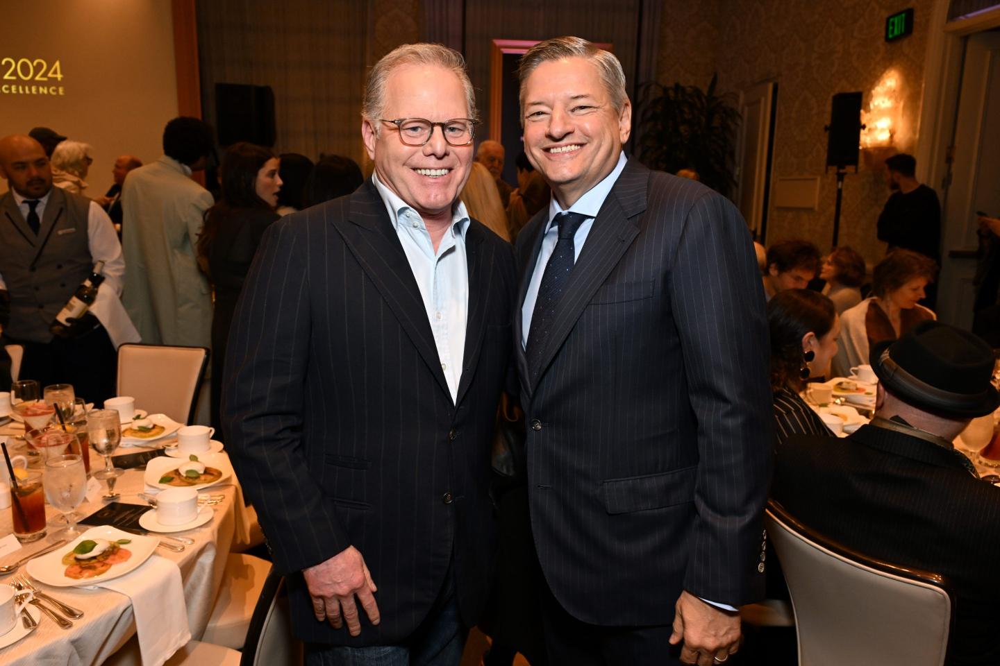 Zaslav, Sarandos