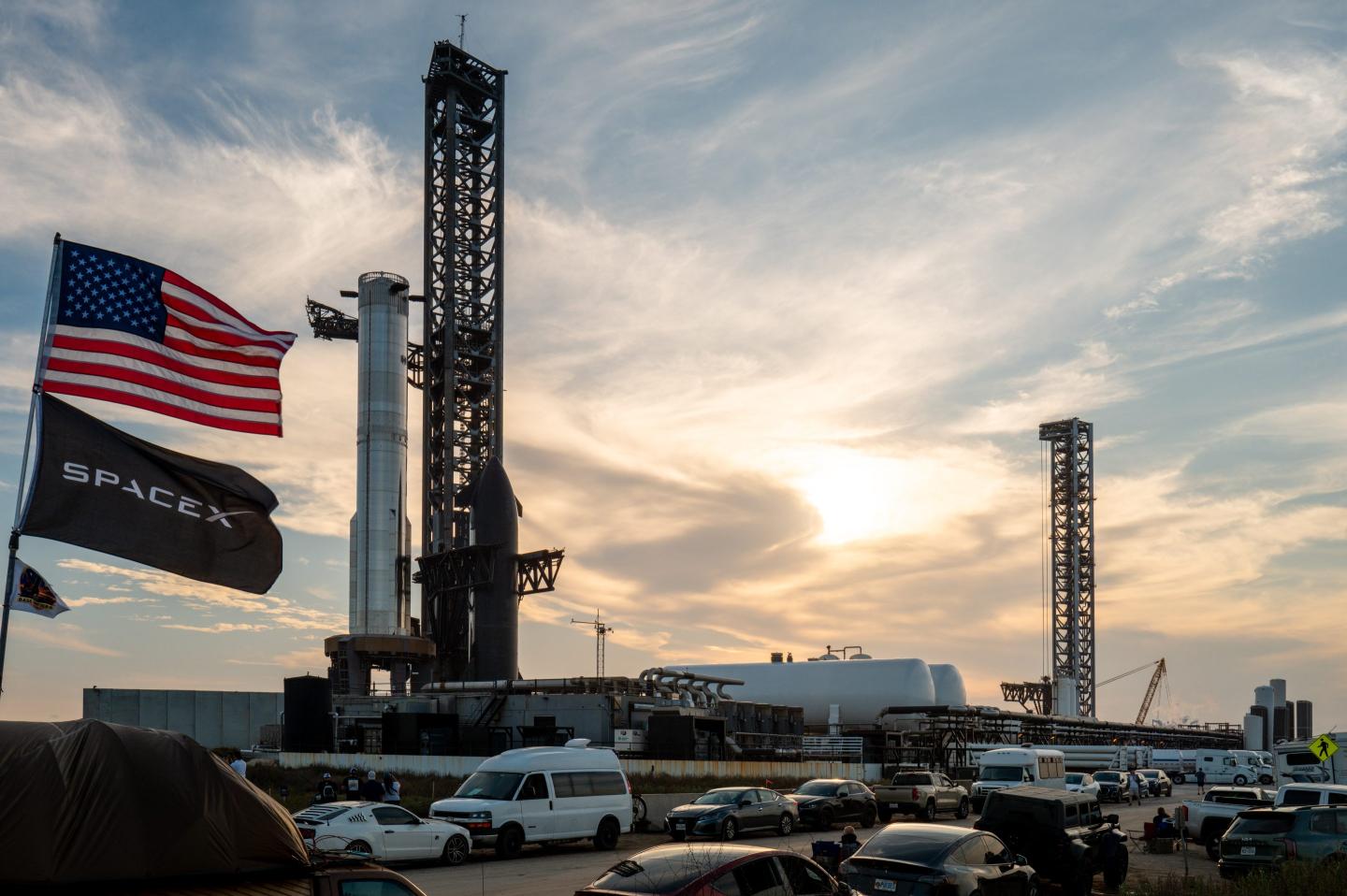 Alphabet poised for another paper gain as SpaceX valuation jumps