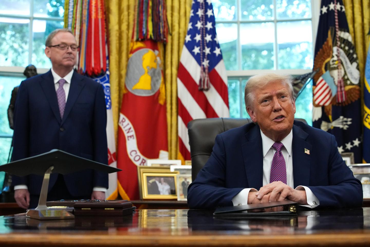 Kevin Hassett says he’d be happy to talk to Trump every day as Fed chair, but the president’s opinion would have ‘no weight’ on the FOMC
