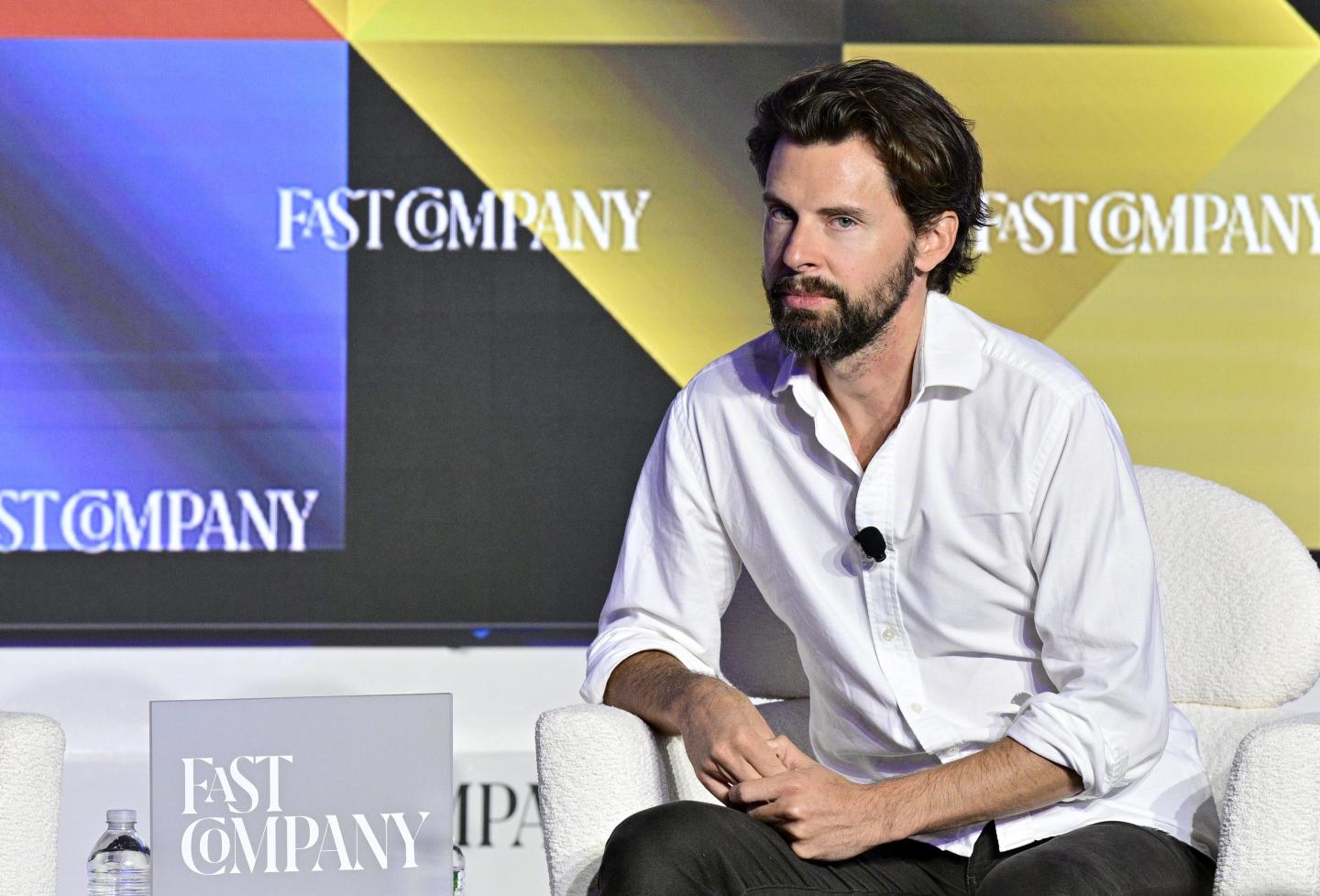 Hinge’s founder and CEO is stepping down to start a new AI-first dating app