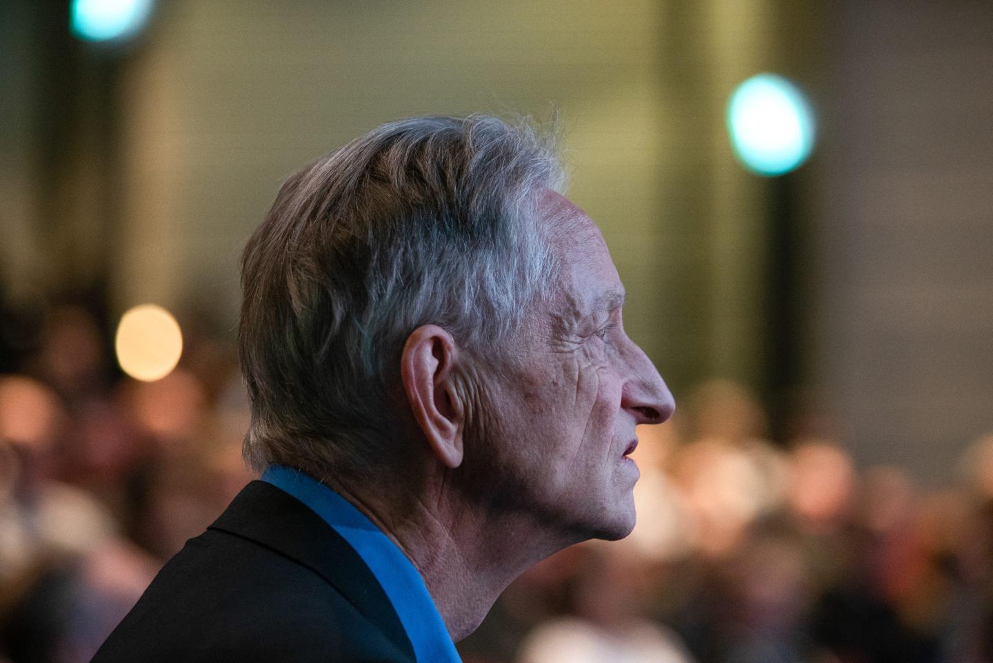 ‘Godfather of AI’ Geoffrey Hinton predicts 2026 will see the technology get even better and gain the ability to ‘replace many other jobs’