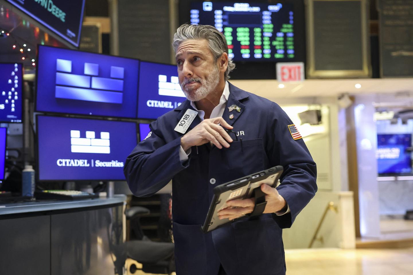 broker