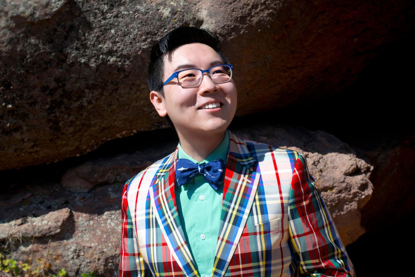 Zhenghua Yang