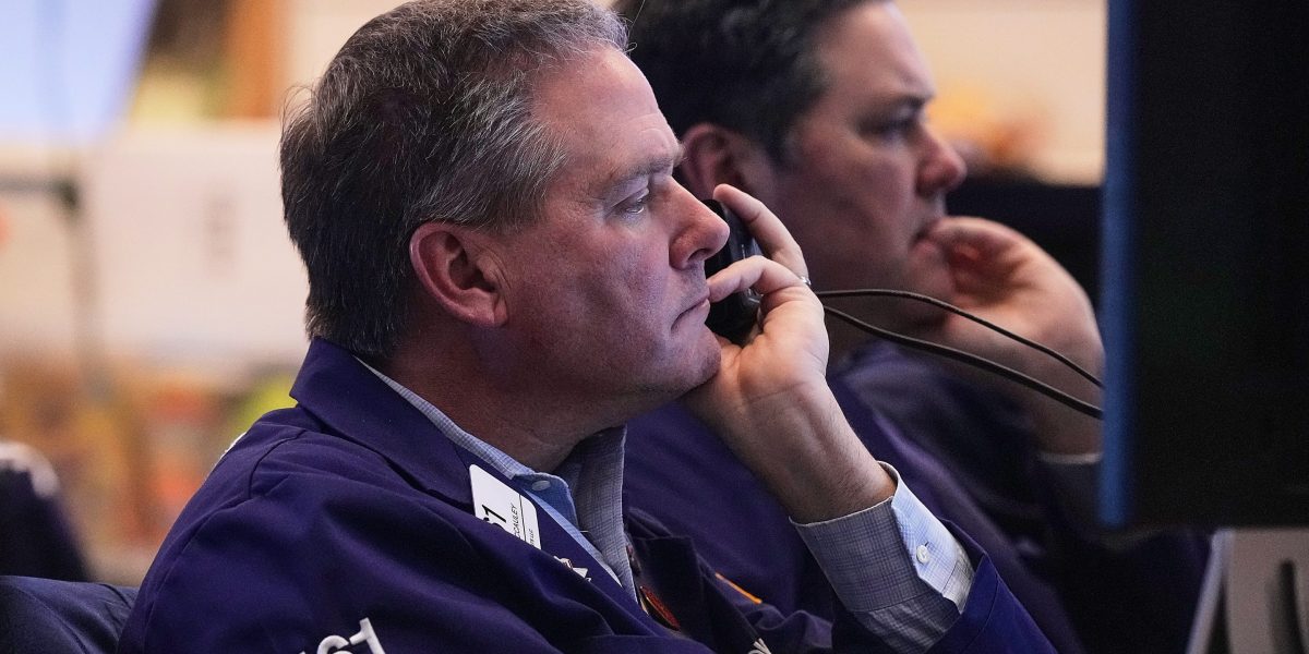 Las acciones de Chevron suben tras el ataque de Estados Unidos a Venezuela