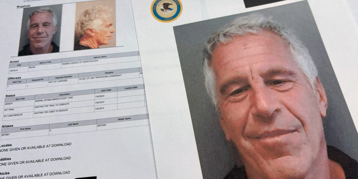 Pertarungan Berkas Epstein di Pengadilan Memanas Saat Anggota Kongres Tuduh DOJ Lakukan ‘Pelanggaran Serius’