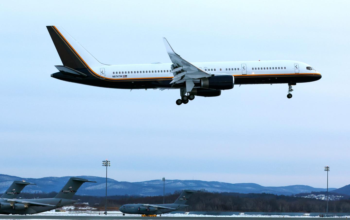 FAA urges pilots to exercise caution over eastern Pacific, citing ‘military activities’ and possible satellite navigation interference