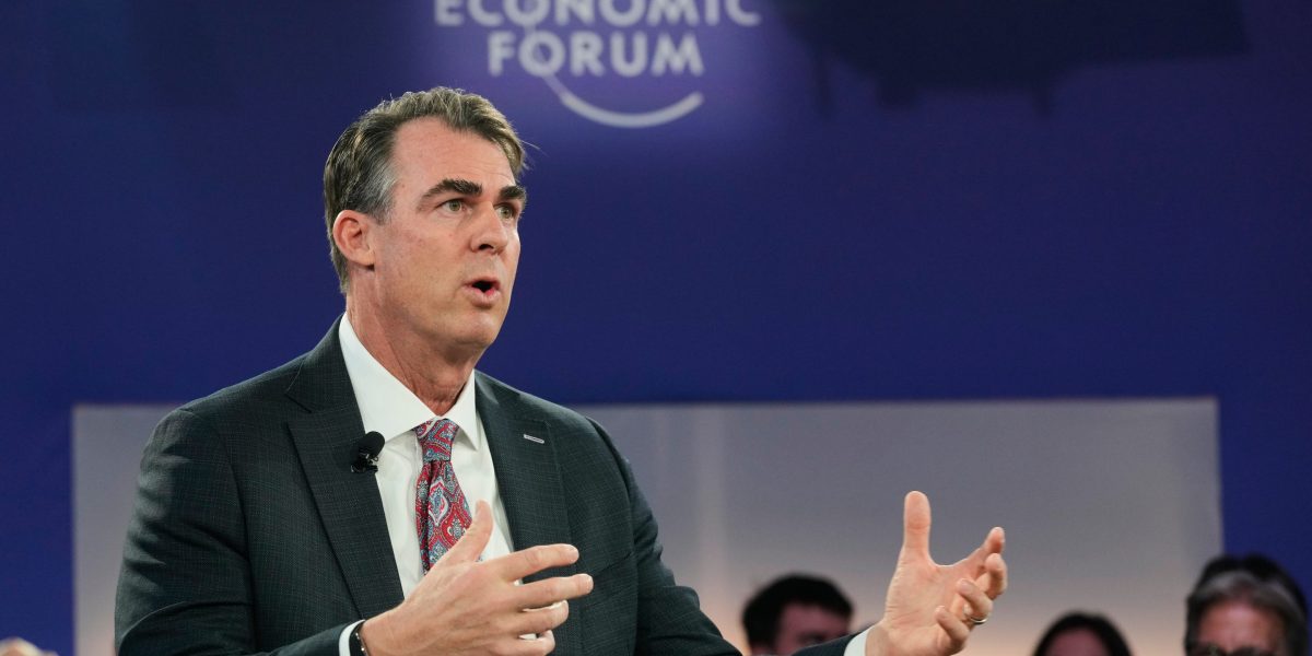 Ikon Tombol Panah Bawah