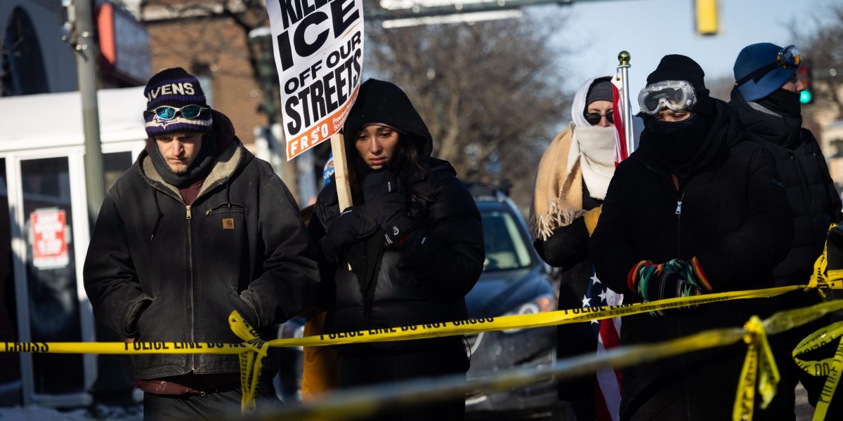 Ikon Tombol Panah Bawah