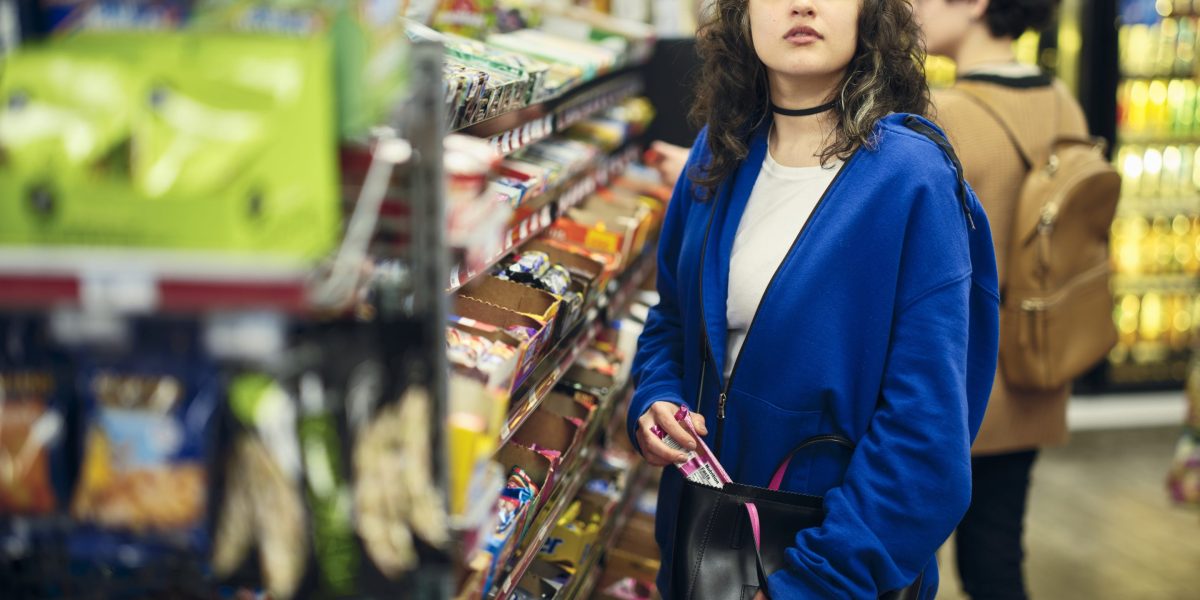 Gen Z is rebelling against the economy with ‘disillusionomics,’ tackling near 6-figure debt by turning life into a giant list of income streams Gen Z is rebelling against the economy with ‘disillusionomics,’ tackling near 6-figure debt by turning life into a giant list of income streams