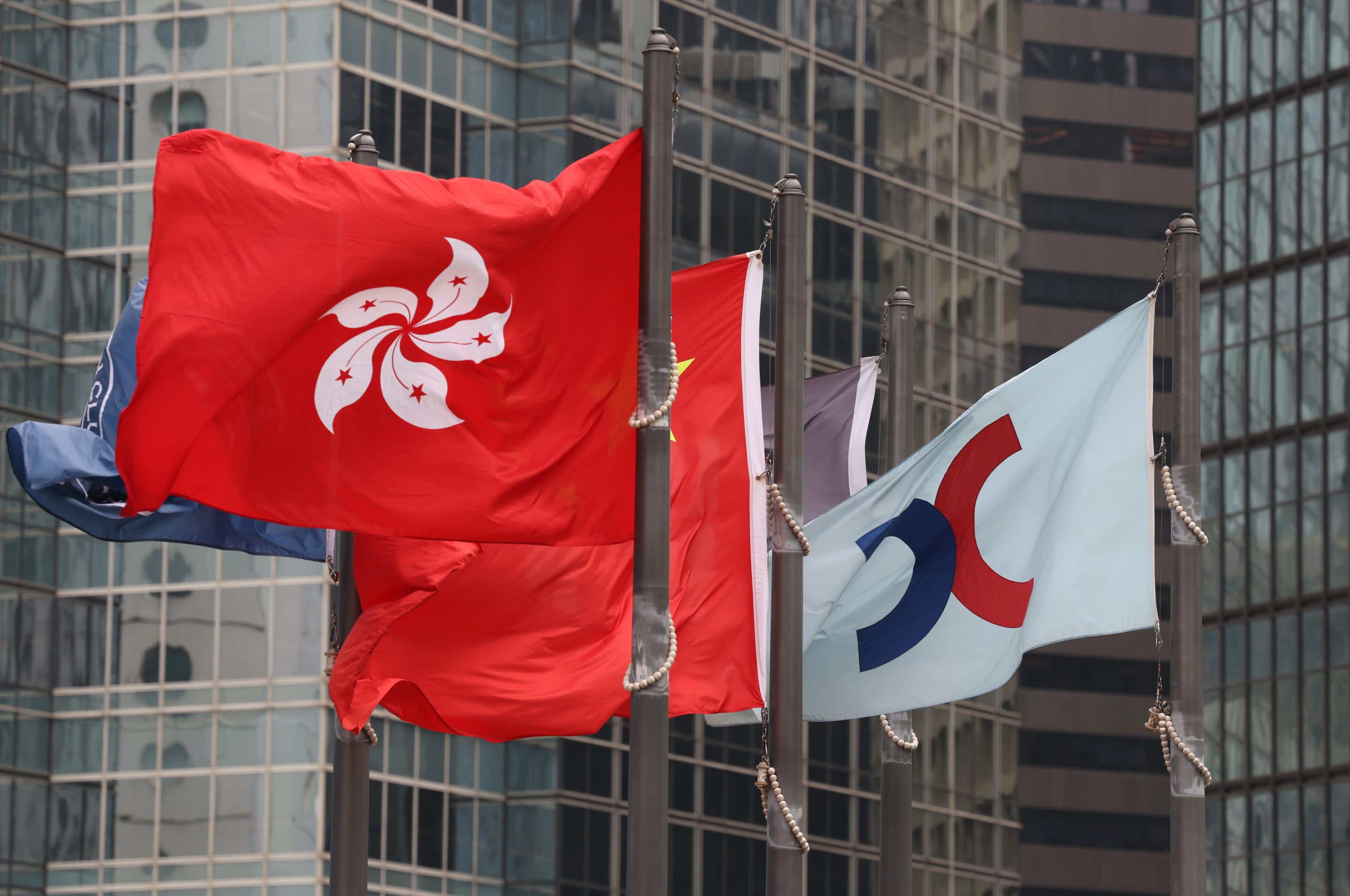 fortune.com - Sangmi Cha - AI chip designer Biren's shares surge 76% on debut in Hong Kong