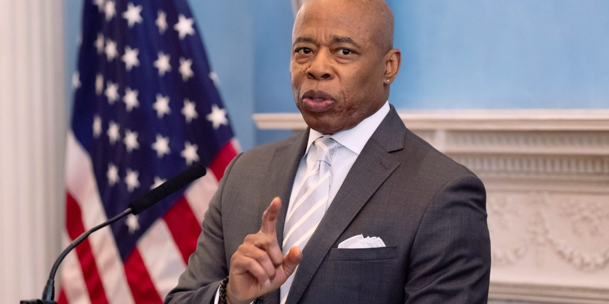 Investors cry foul over former NYC Mayor Eric Adams's crypto launch: 'Such an obvious rug' | Fortune