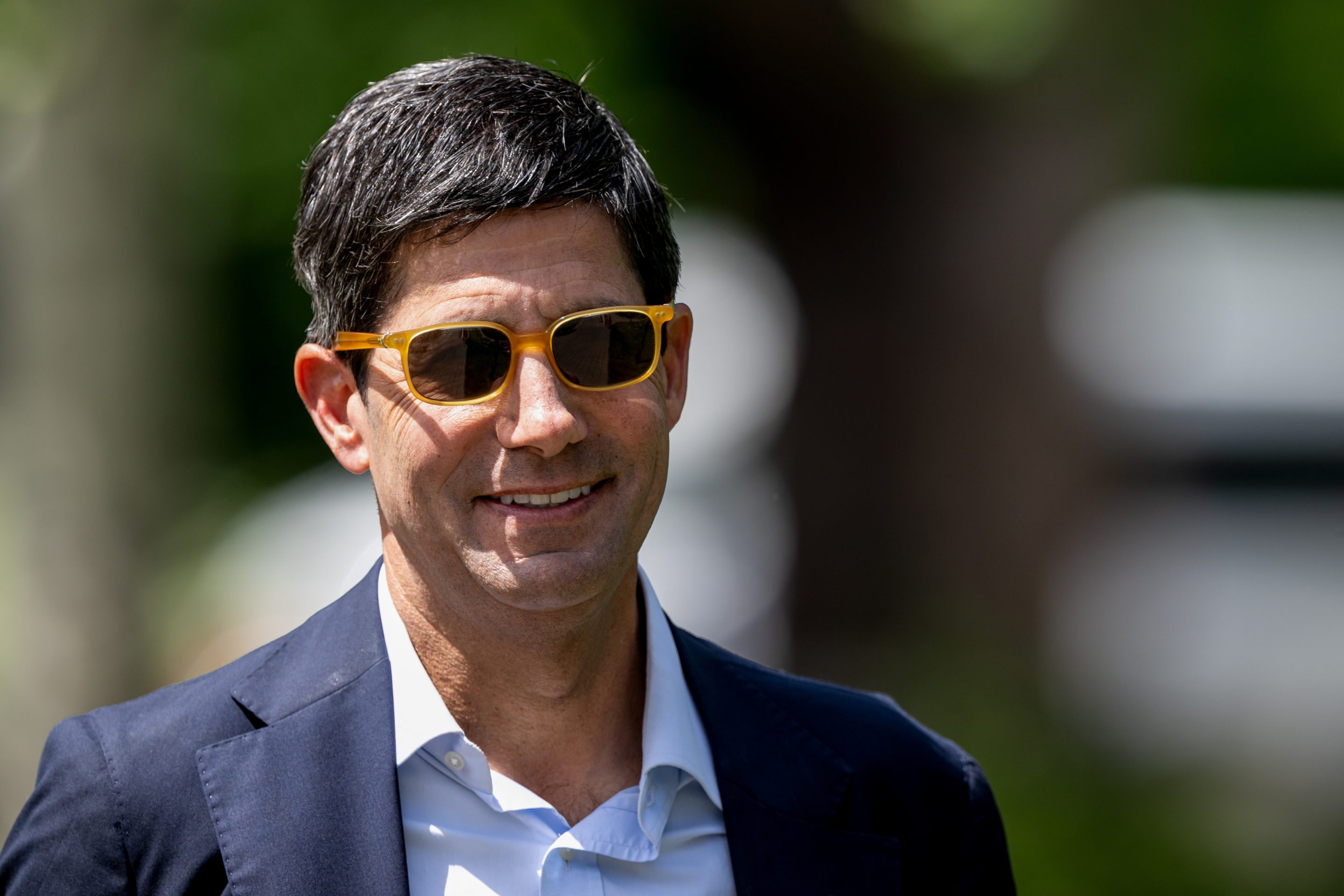 Kevin Warsh went from selling racetrack pencils to Trump's new Fed chair pick. His advice for Gen Z: merit is the ultimate currency in the workplace | Fortune