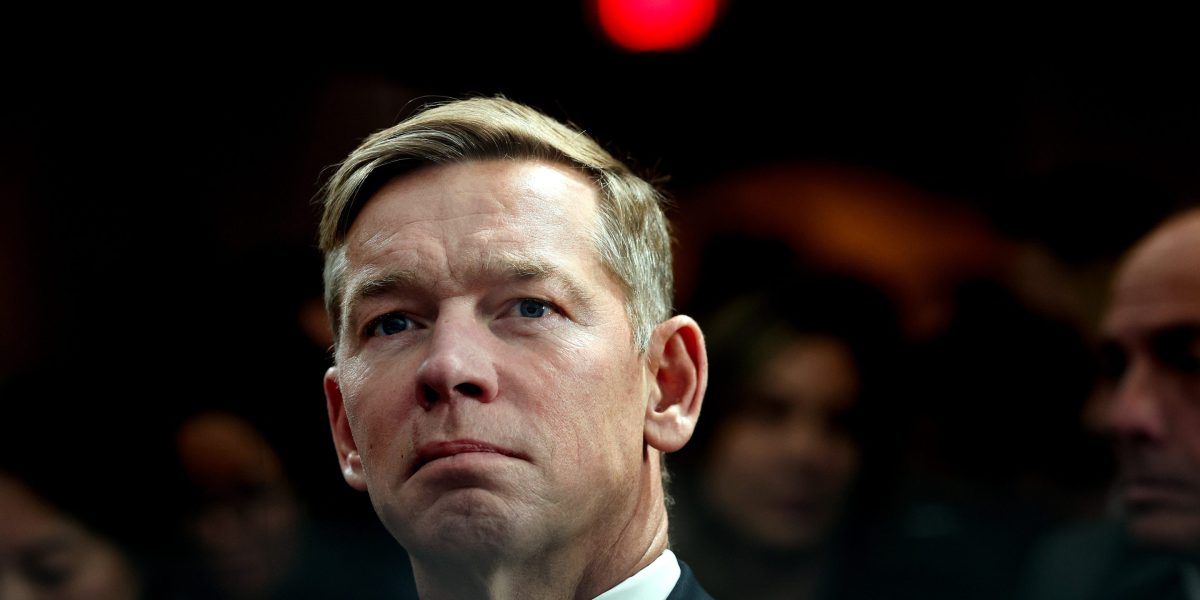 CEO McDonald’s Peringatkan Pekerja Muda: “Tidak Ada yang Peduli dengan Kariermu”