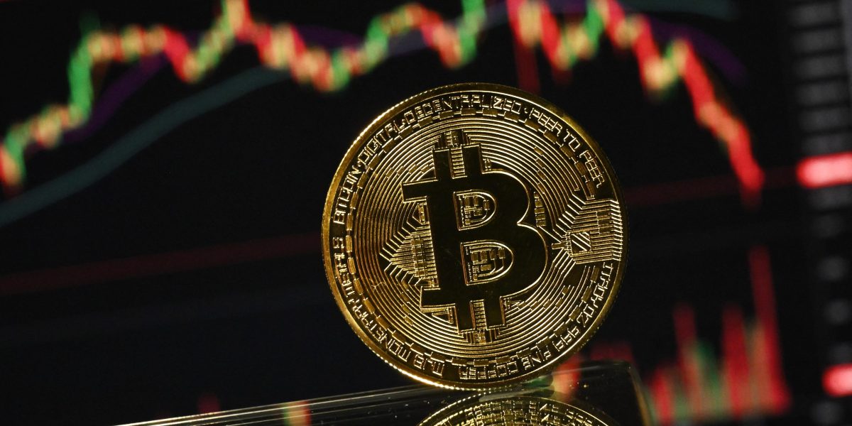 Bitcoin Mendekati 0.000 dalam Lonjakan Tak Terduga