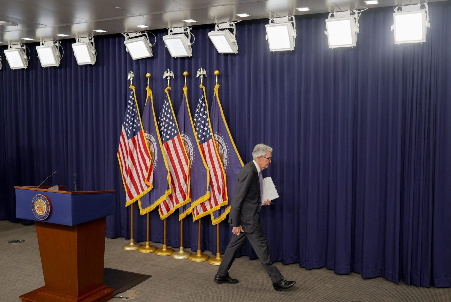 The FOMC has the power to pick its own chair and could keep Powell—unless the DOJ probe and Supreme Court let Trump oust him from the Fed