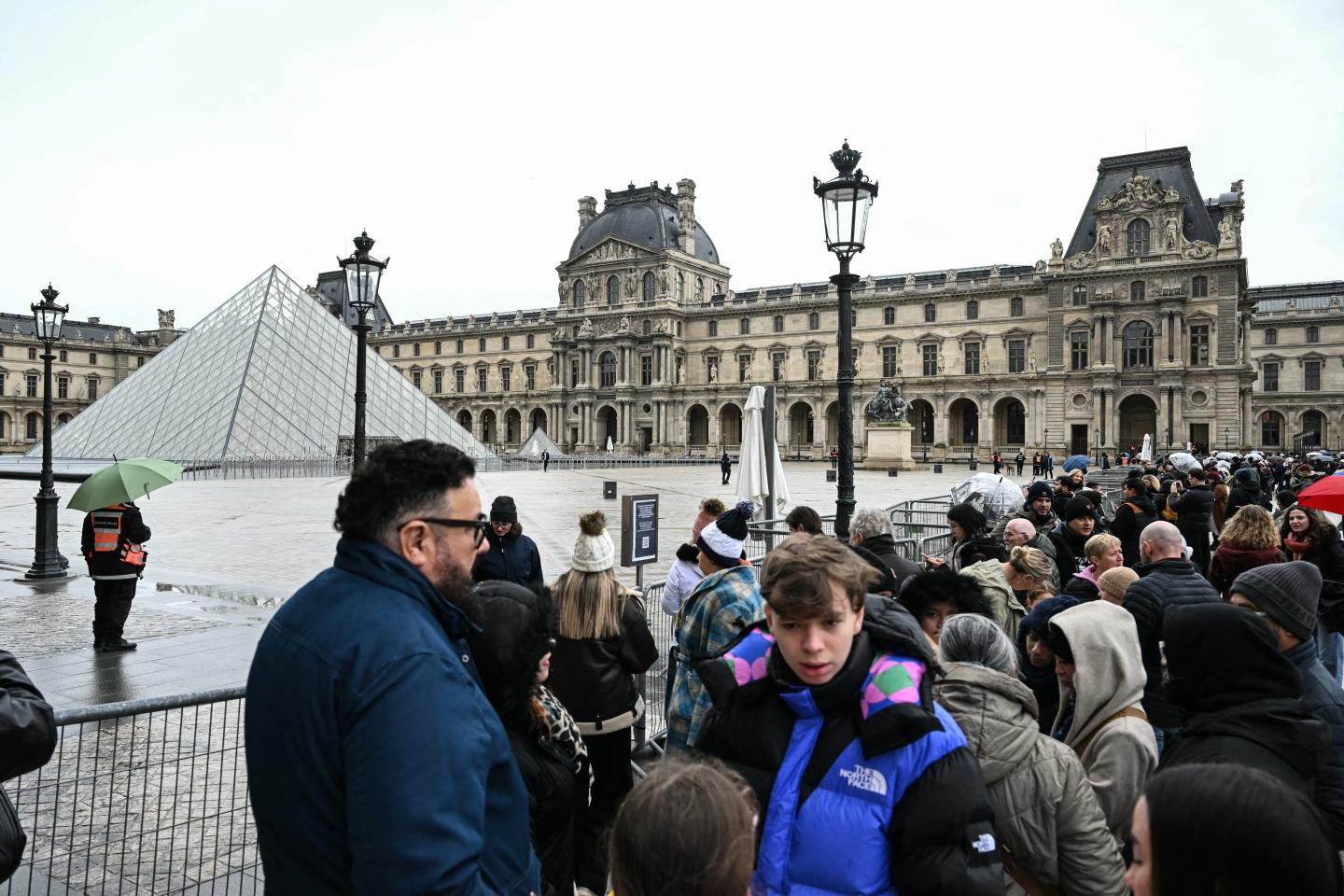 louvre
