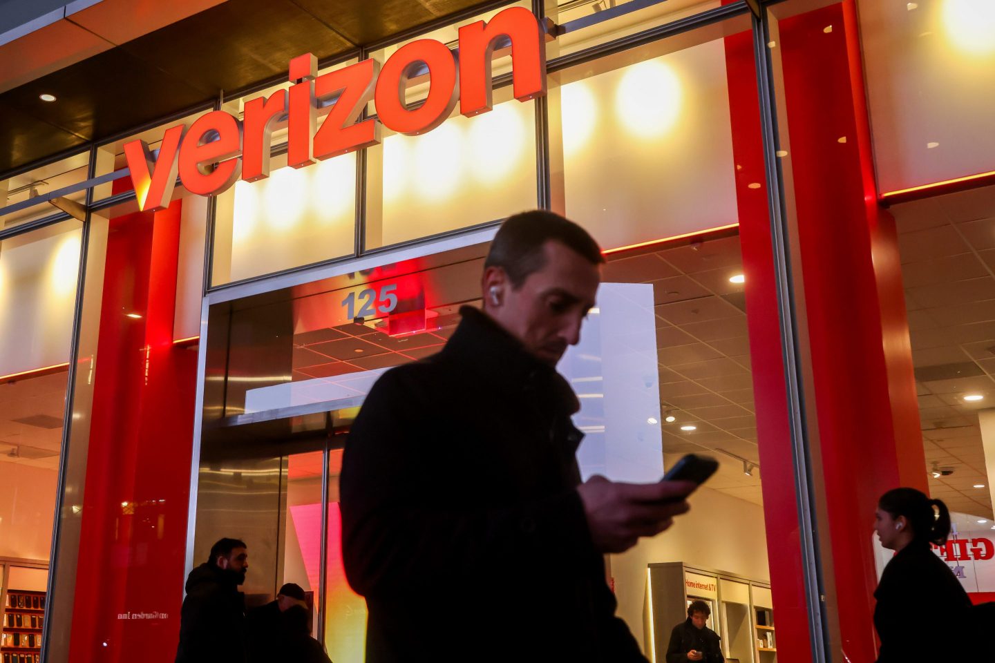 A Verizon store in New York, US, on Wednesday, Jan. 14, 2026.