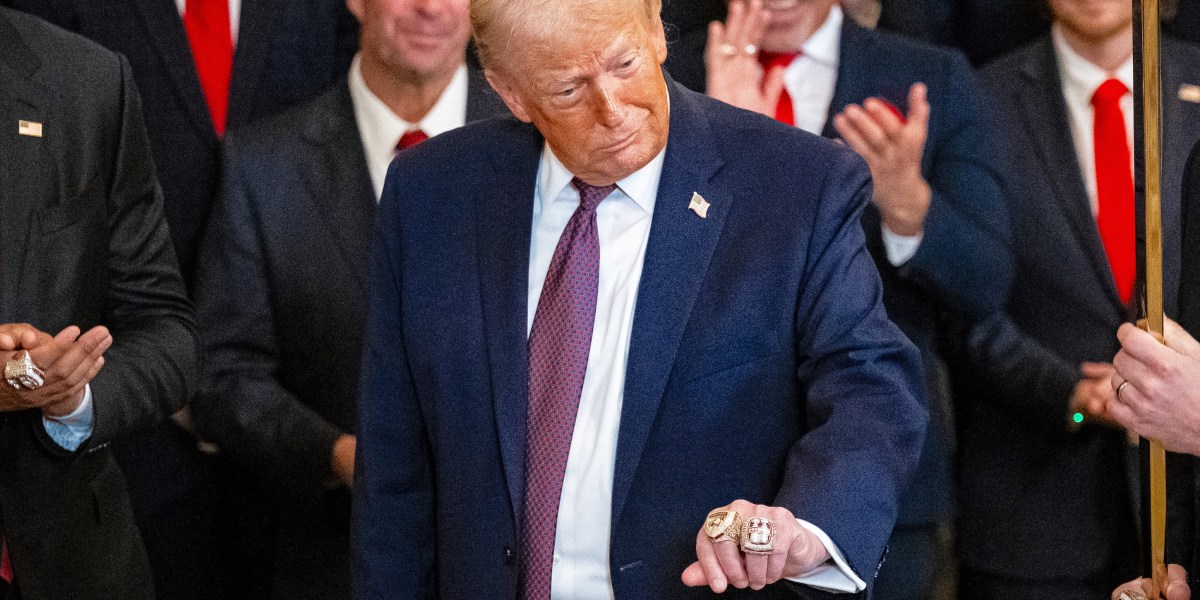 Saham: Era ‘Dededolarisasi’ Berakhir—Investor Abaikan Drama Trump, Serbu Aset Amerika Serikat