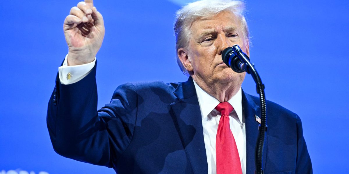 Ikon Tombol Panah Bawah