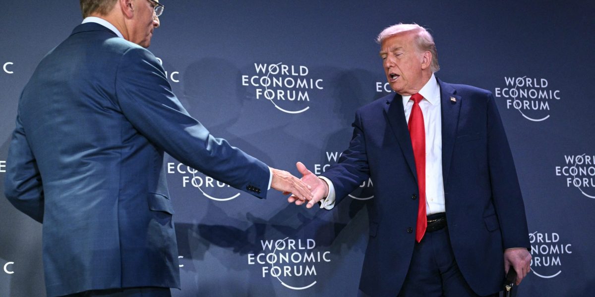 Bisakah Davos Mengubah Pola Pikir ‘Terisolasi’ yang Mendominasi Dunia Usia? Sebuah Langkah Awal.