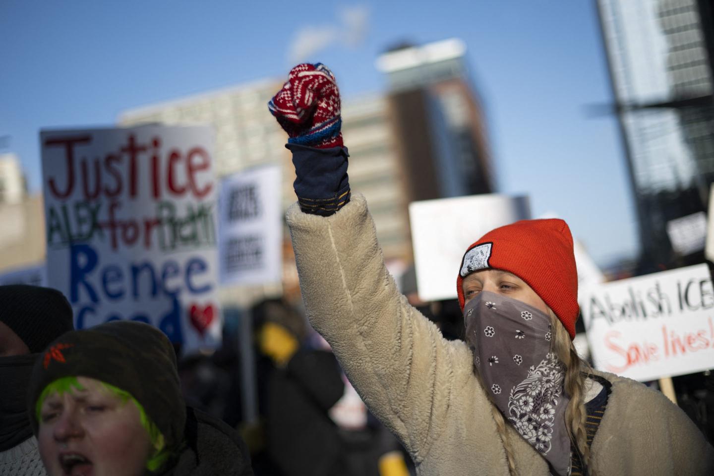 CEOs, long silent on Trump’s immigration crackdown, seem to hit their breaking point over killing of Alex Pretti in Minnesota