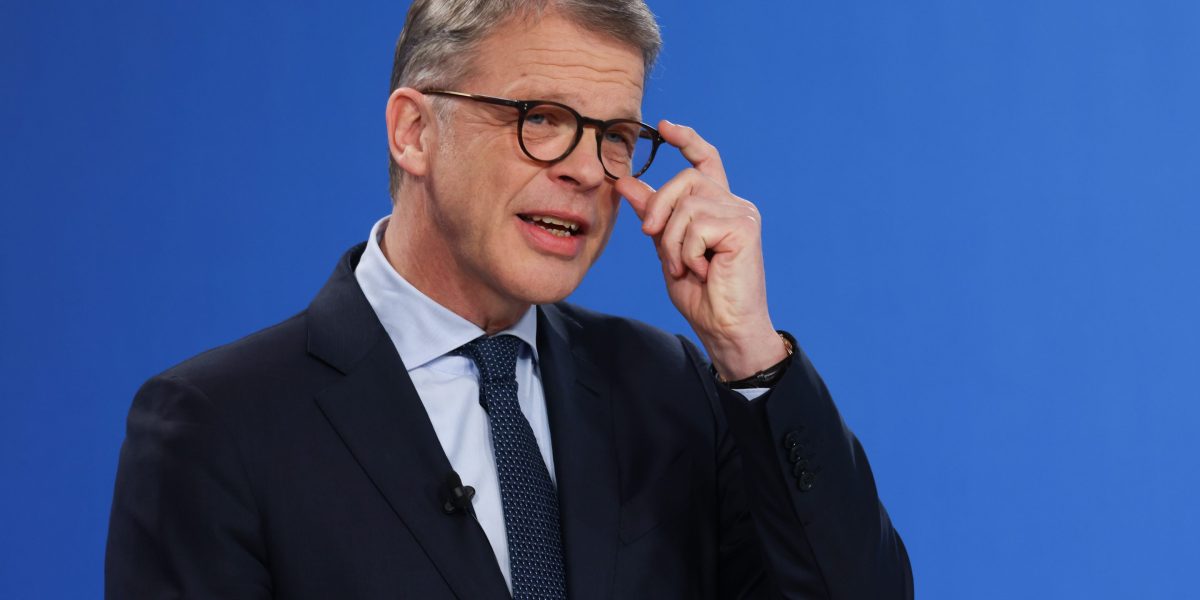 Penggerebekan Jaksa Jerman terhadap Deutsche Bank Hambat Upaya Bank Meninggalkan Sejarah Pelanggaran Kepatuhan