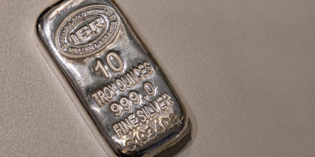 Silver hits new record of $120-sparking doubt and frustration in Bitcoin land | Fortune