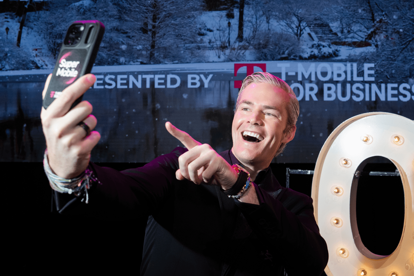 Ryan Serhant taking a selfie