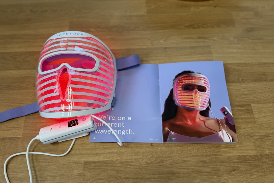 iRestore Illumina red light therapy mask