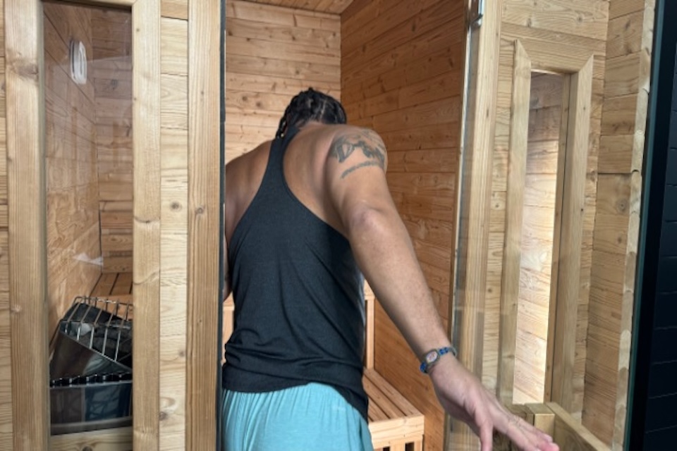 Redwood Outdoors Duo as best home sauna.