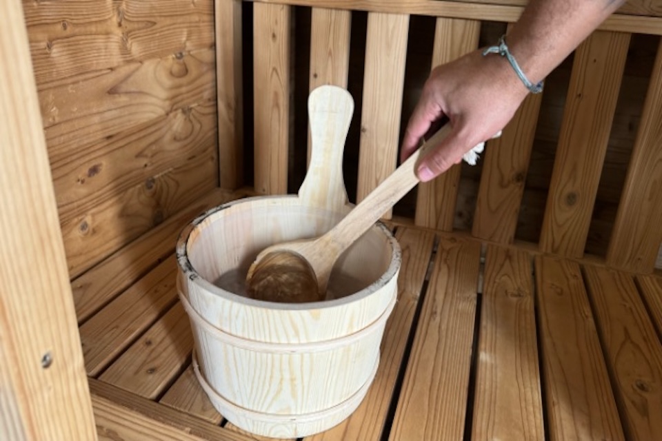 Redwood Outdoors Duo as best home sauna.