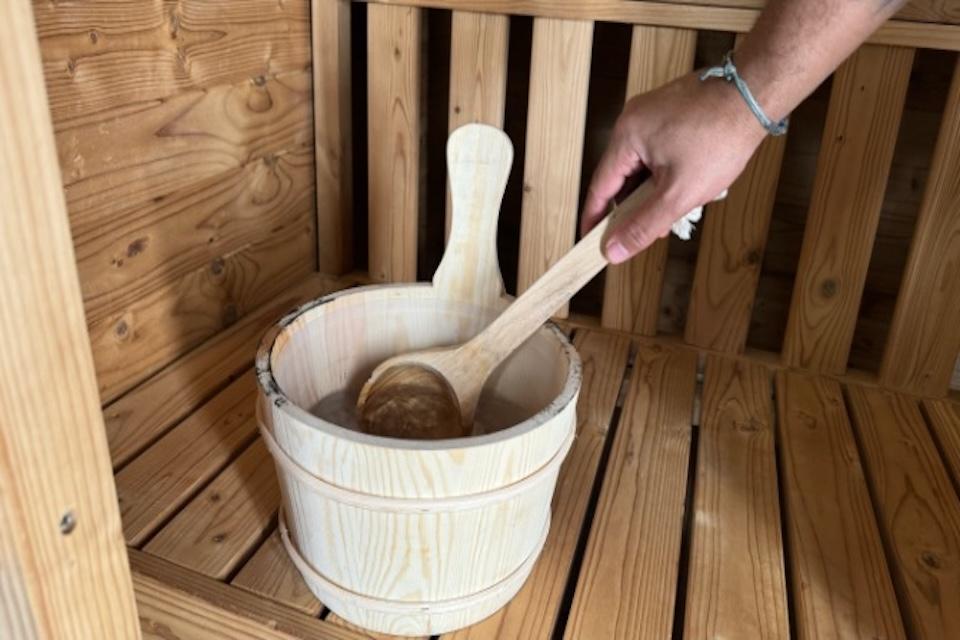 Redwood Outdoors Duo as best home sauna.