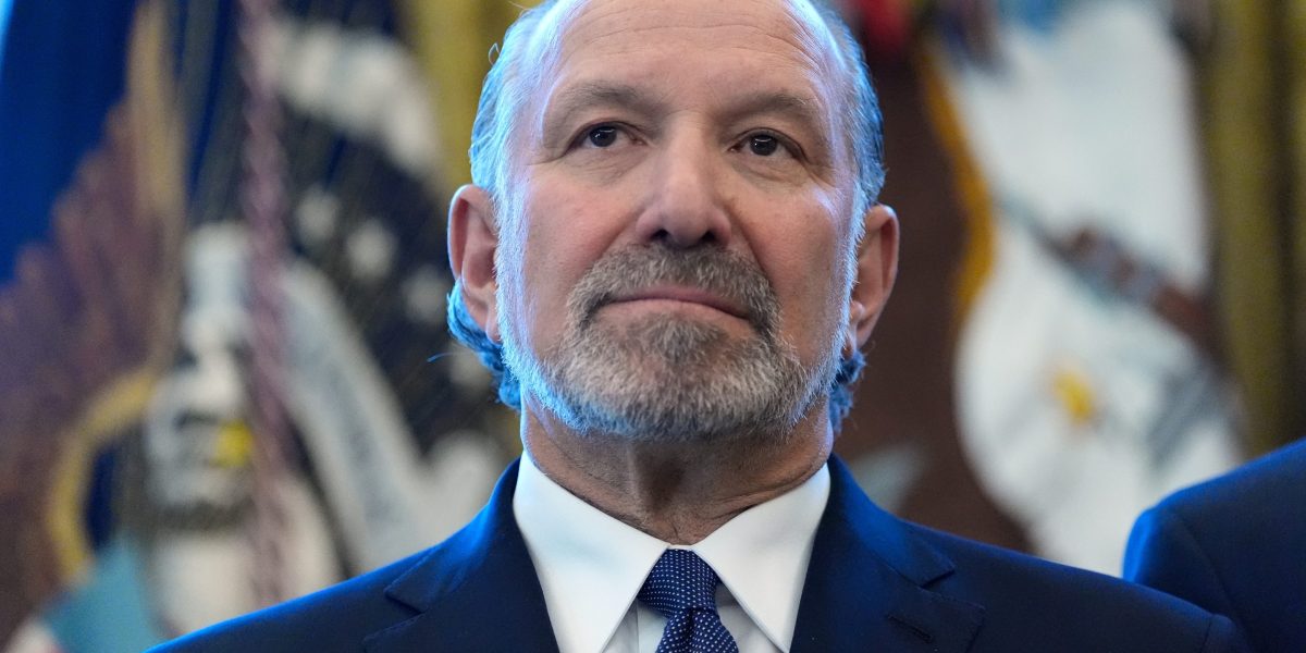 Howard Lutnick admits to more Jeffrey Epstein meetings than previously known under questioning from Democrats | Fortune