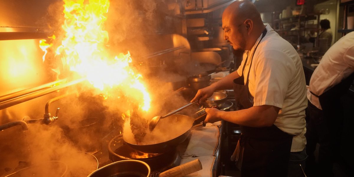 Stigma Kuno Masakan Tionghoa Cepat Pudar di Dunia Restoran Papan Atas: “Kami Berusaha Menghapus Prasangka Ini”