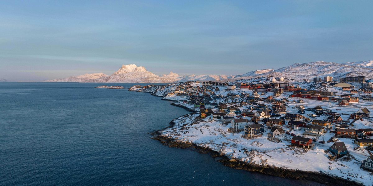 Angkatan Laut Denmark Evakuasi Awak Kapal Selam AS yang Membutuhkan Perawatan Medis Darurat di Perairan Greenland