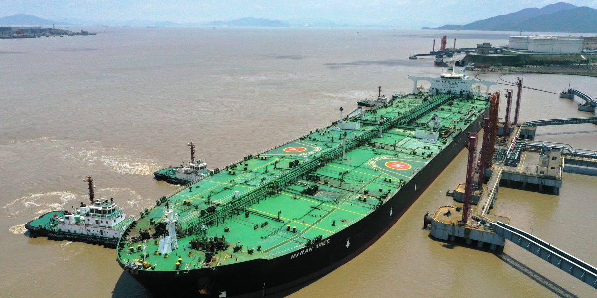 Pemerintahan Trump Pamer Pusat Minyak di Teluk Meksiko, Namun Tak Ada yang Membangunnya