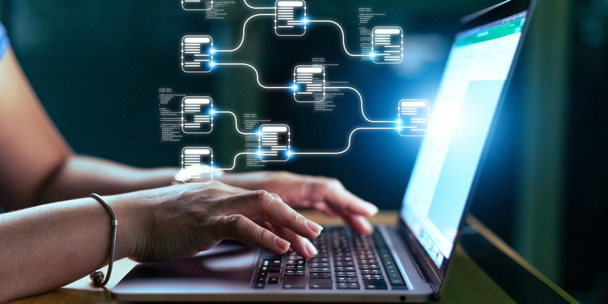 Pandangan Para CFO dari Adobe, Dataminr, dan Huntington tentang Menavigasi Skala Penerapan AI