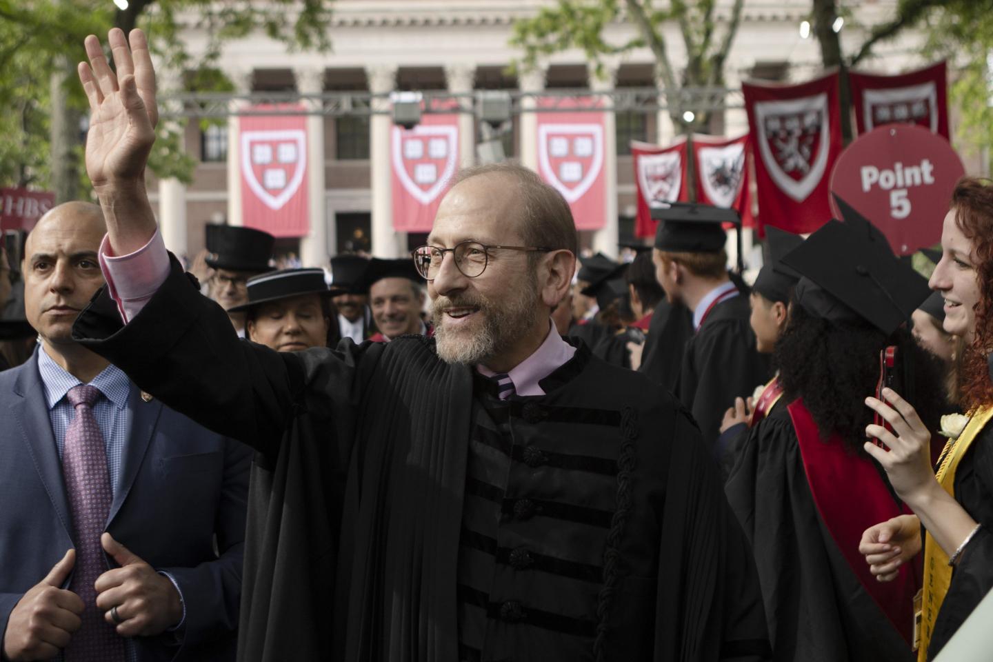 How Trump helped Harvard: 5 ‘Crimson’ leadership lessons on standing up to bullies 