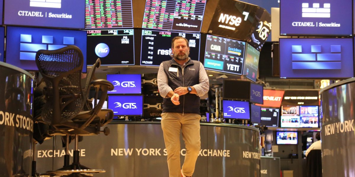 Stock market to burst in 2027 and current rotation warns ‘of trouble ahead,’ Capital Economics says