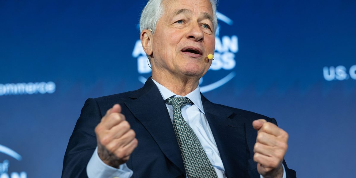 JPMorgan admits for first time it closed Trump's accounts after the Jan. 6 attack as lender fights his $5 billion 'debanking' lawsuit | Fortune