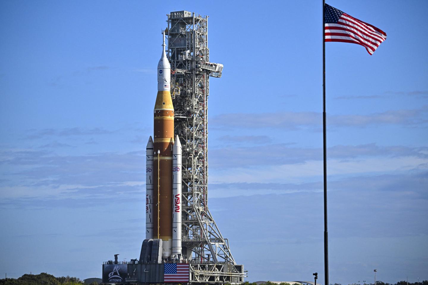 NASA delays moon mission to fix rocket, rules out March launch